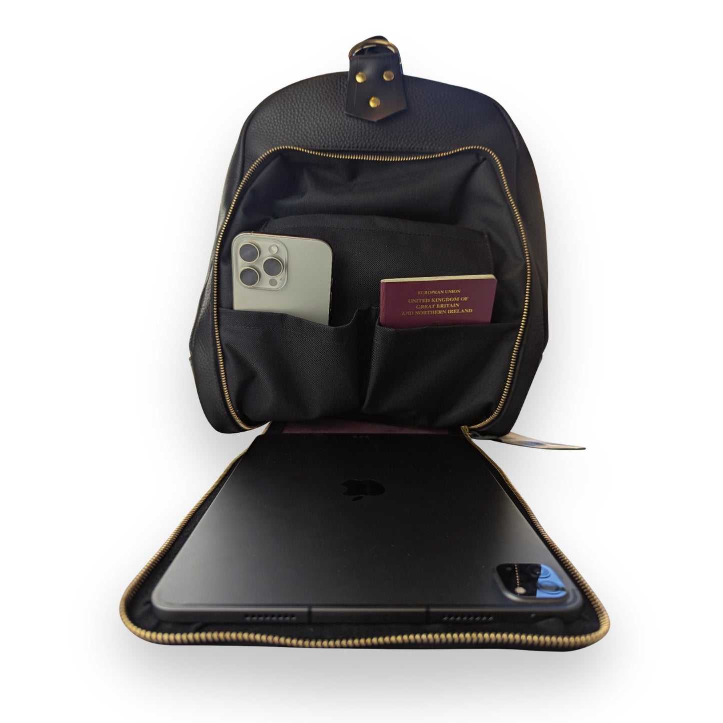 Ultimate Apple Tech Leather Weekender Bag
